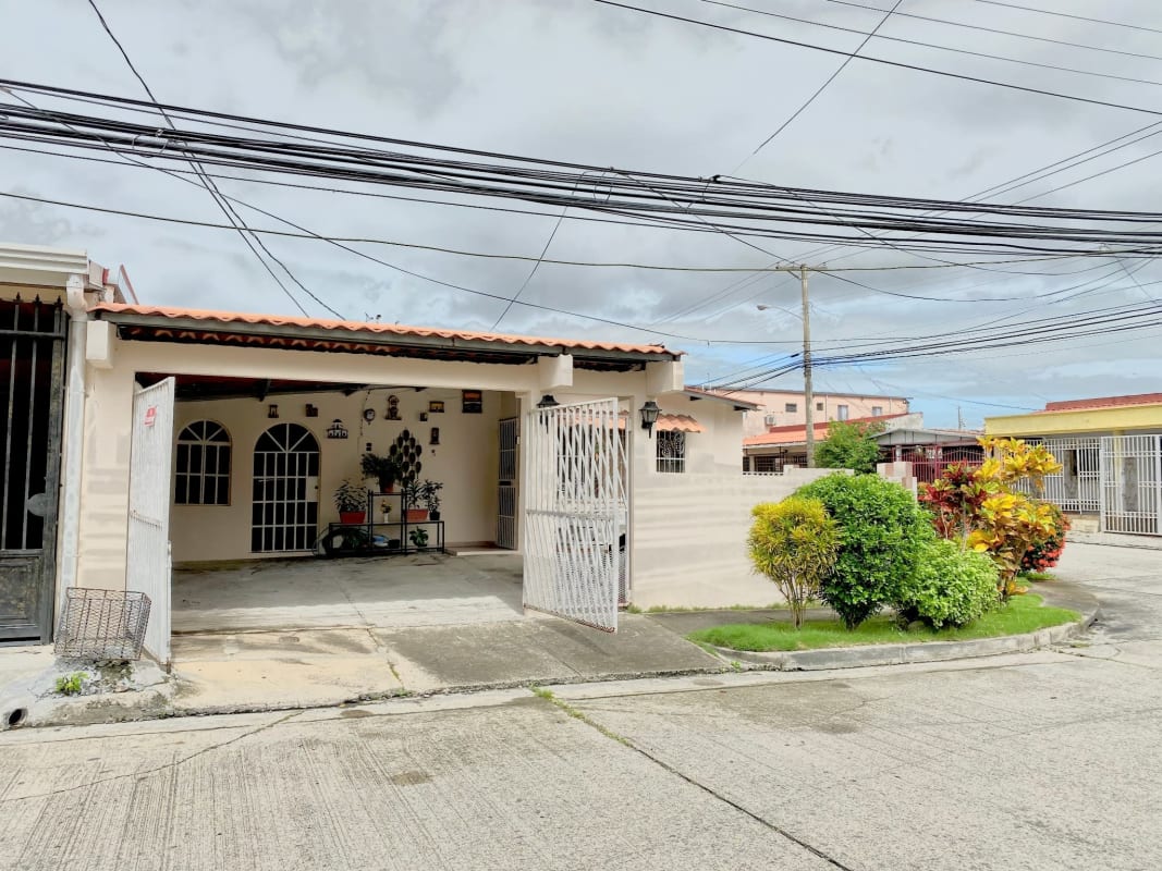 Alquiler y Venta de Casas y Apartamentos en Villa Lucre - Panamá - CIM  REALTY